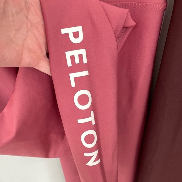 2 Pairs! Peloton Cadence & Show Up Leggings, Size Medium Pink Burgundy 21 - Picture 7 of 9